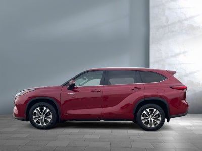 2021 Toyota Highlander Hybrid XLE