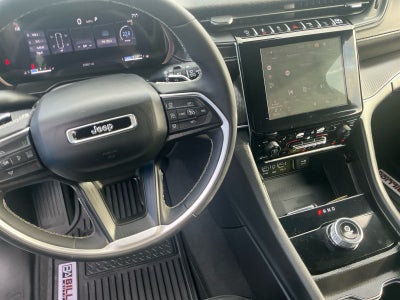 2024 Jeep Grand Cherokee Laredo 4x4