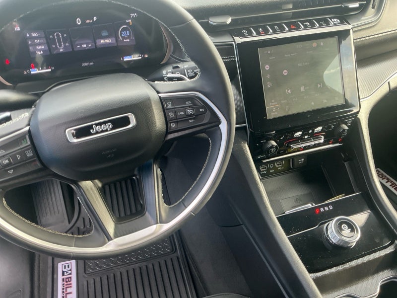 2024 Jeep Grand Cherokee Laredo 4x4