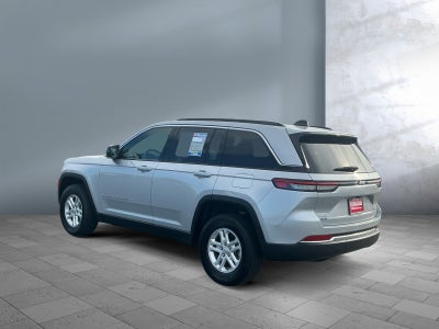 2024 Jeep Grand Cherokee Laredo 4x4