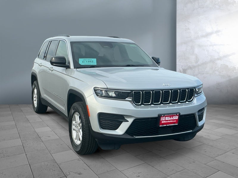 2024 Jeep Grand Cherokee Laredo 4x4