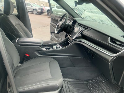2025 Jeep Grand Cherokee L Laredo X 4x4