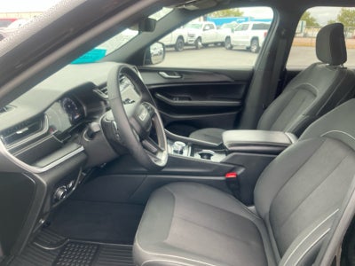 2025 Jeep Grand Cherokee L Laredo X 4x4