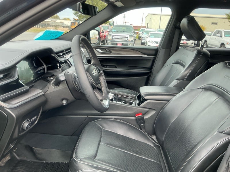 2023 Jeep Grand Cherokee L Overland 4x4