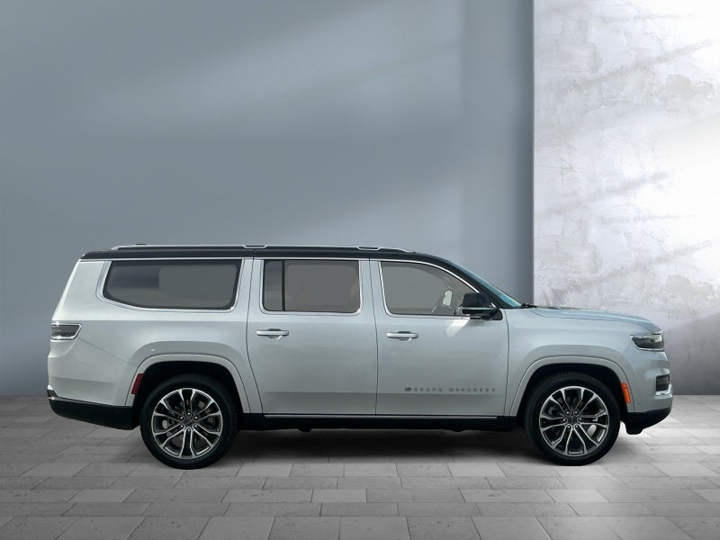 2023 Jeep Grand Wagoneer L Series III 4x4