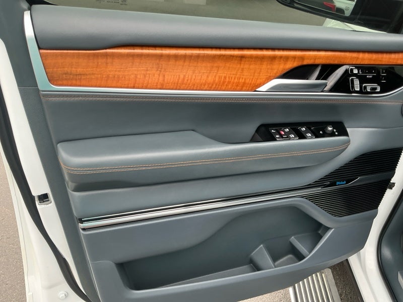 2022 Jeep Grand Wagoneer Series II 4x4