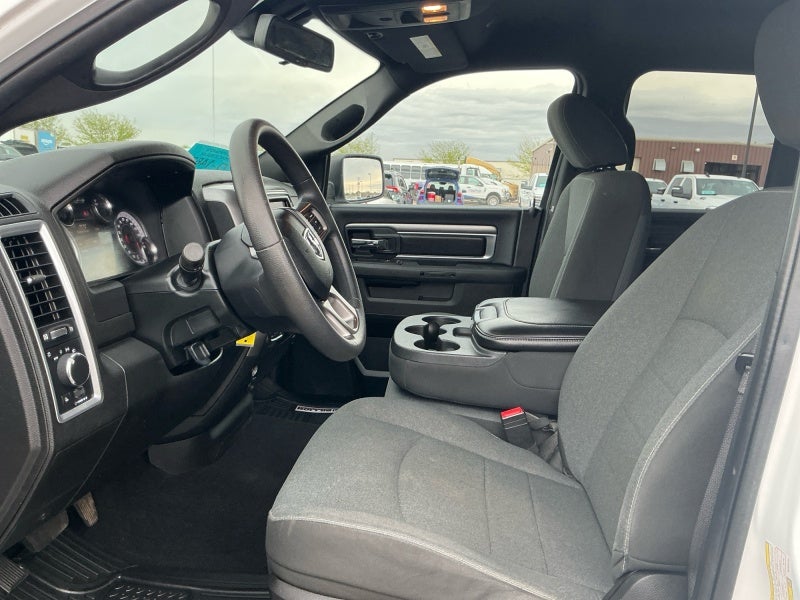 2021 RAM 1500 Classic Warlock Quad Cab 4x4 6'4' Box