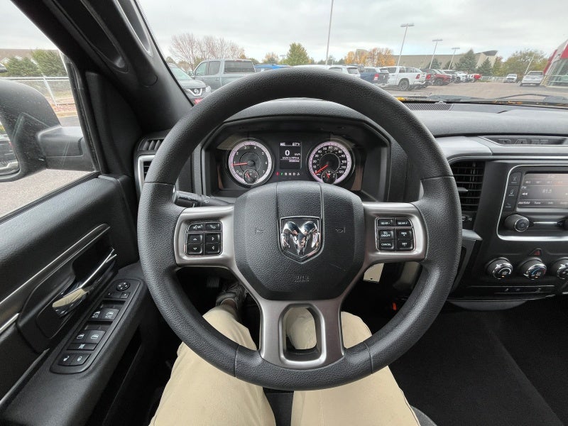 2024 RAM 1500 Classic Warlock Quad Cab 4x4 6'4' Box