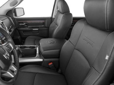 2017 RAM 1500 Laramie Crew Cab 4x4 6'4' Box