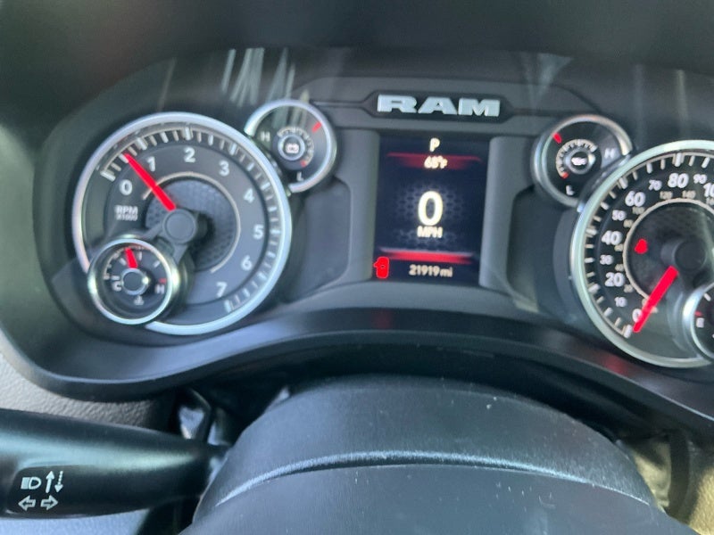 2025 RAM 1500 Tradesman Quad Cab 4x4 6'4' Box