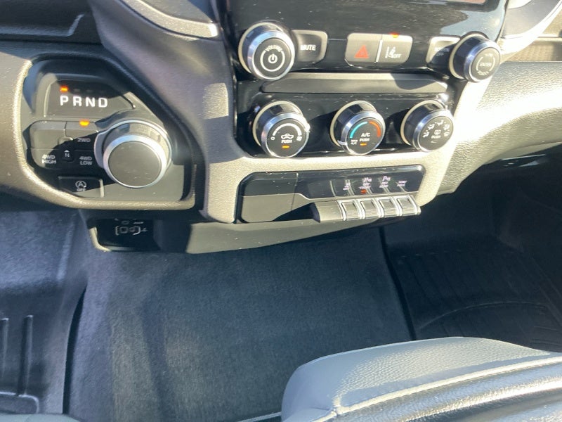 2025 RAM 1500 Tradesman Quad Cab 4x4 6'4' Box