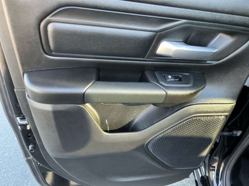 2025 RAM 1500 Tradesman Quad Cab 4x4 6'4' Box