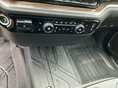 2024 Chevrolet Silverado 1500 4WD Crew Cab Short Bed LT