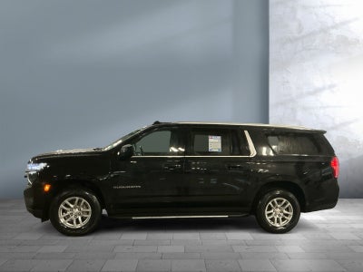 2024 Chevrolet Suburban 4WD LT