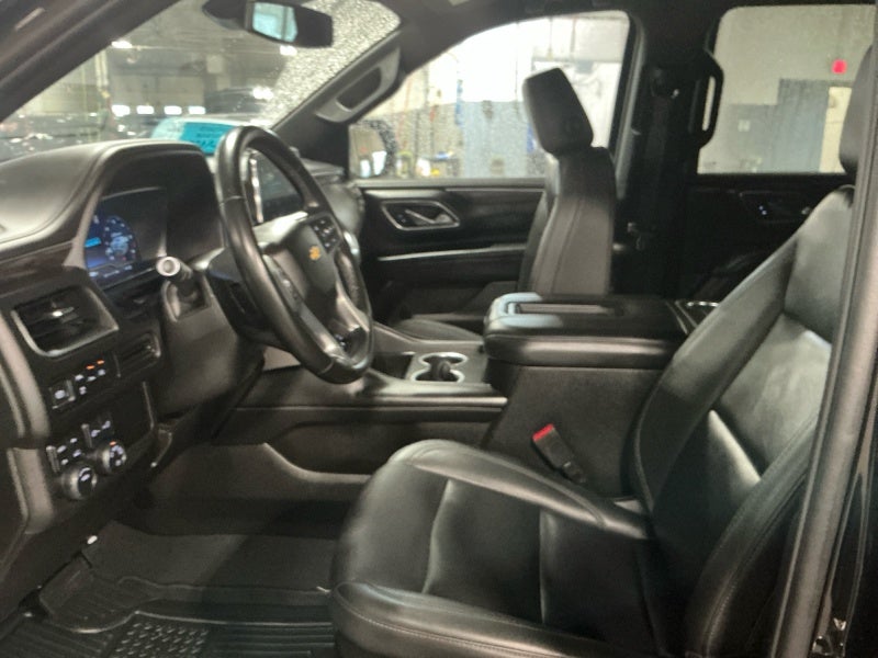 2024 Chevrolet Suburban 4WD LT