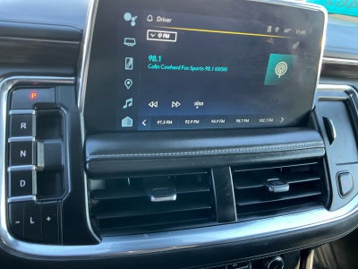 2024 Chevrolet Suburban 4WD LT