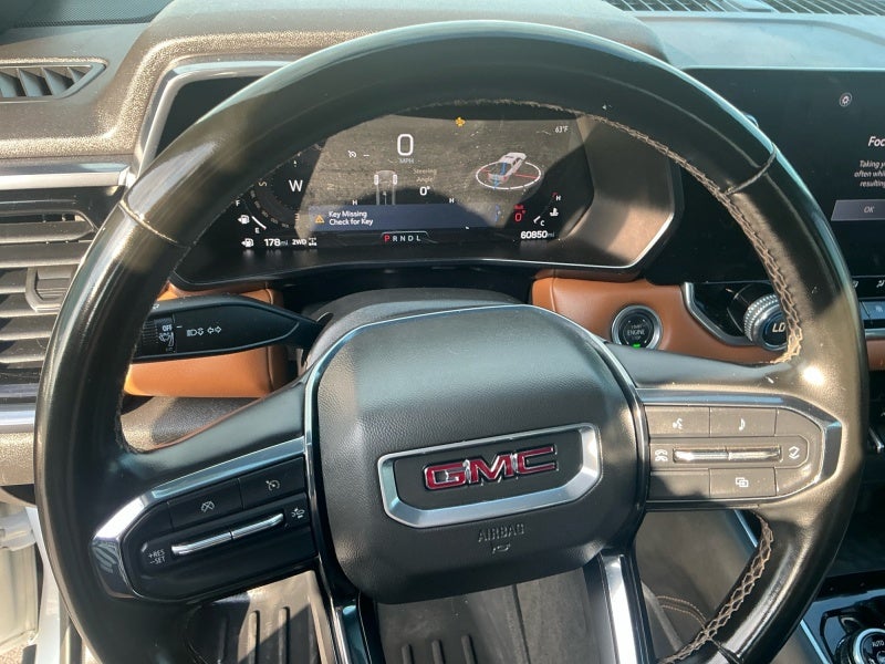 2024 GMC Canyon 4WD AT4