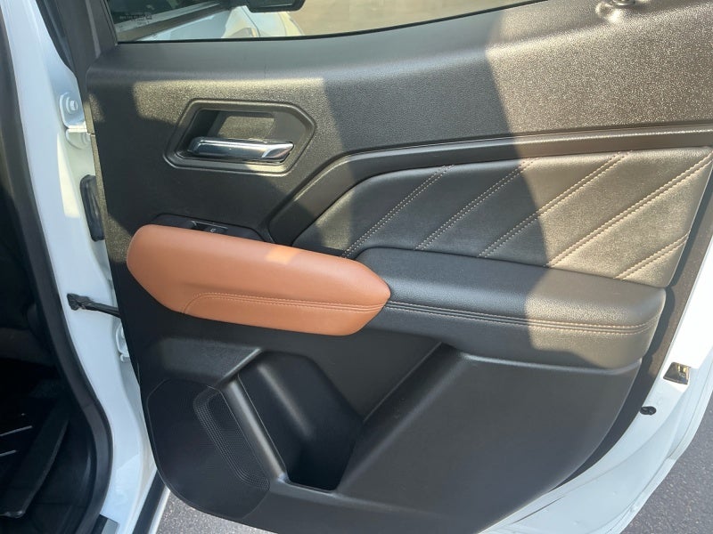 2024 GMC Canyon 4WD AT4