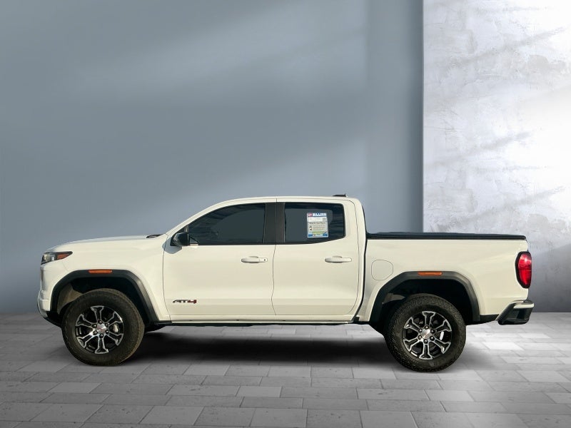 2024 GMC Canyon 4WD AT4