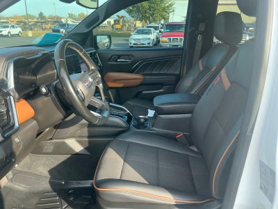 2024 GMC Canyon 4WD AT4