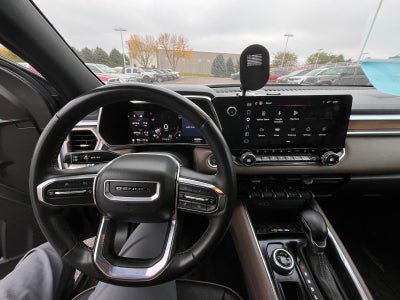 2023 GMC Canyon 4WD Crew Cab Short Box Denali