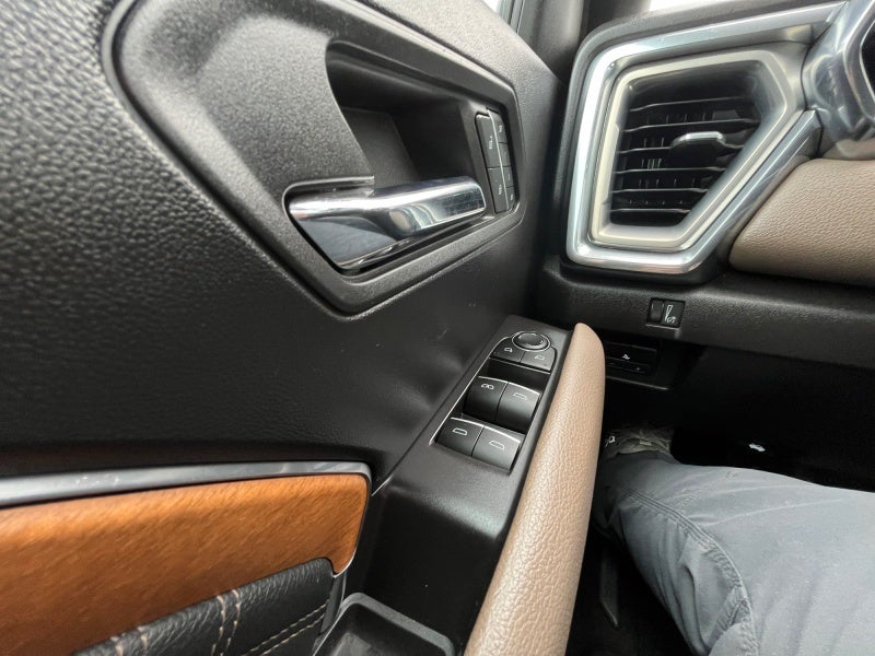 2023 GMC Canyon 4WD Crew Cab Short Box Denali
