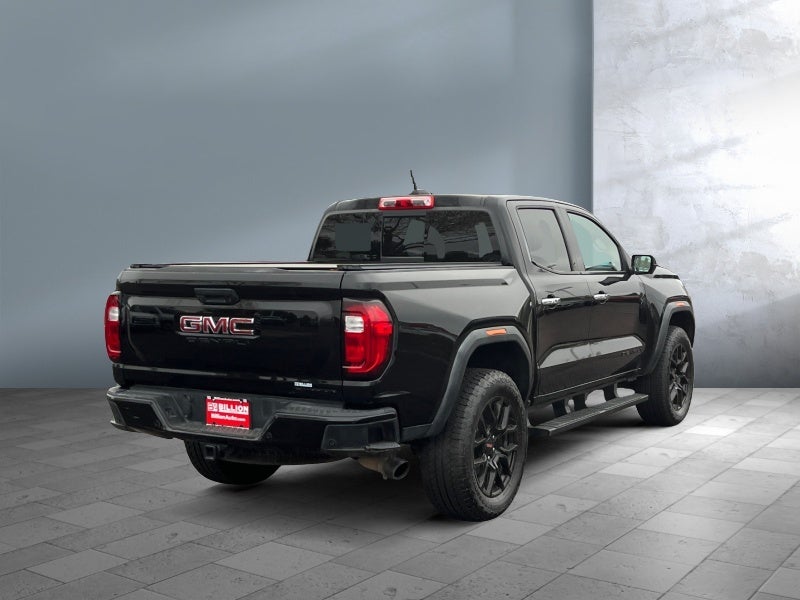 2023 GMC Canyon 4WD Crew Cab Short Box Denali