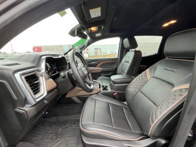 2023 GMC Canyon 4WD Crew Cab Short Box Denali