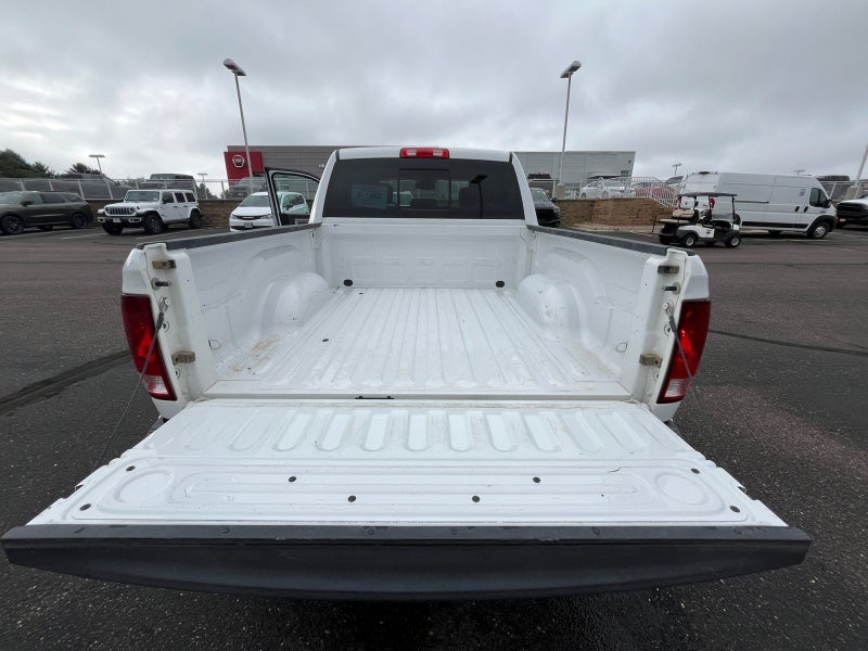 2017 RAM 1500 Big Horn Crew Cab 4x4 5'7' Box