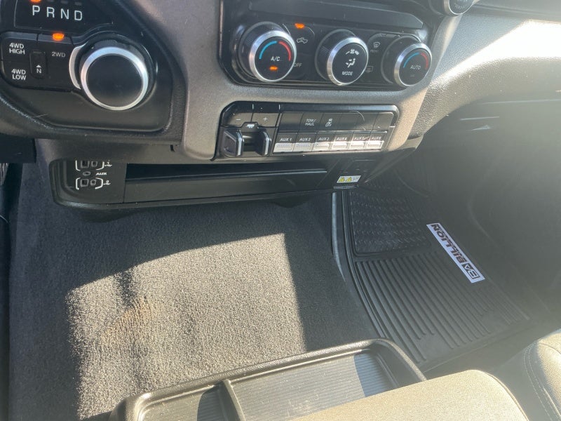 2022 RAM 2500 Tradesman Crew Cab 4x4 6'4' Box