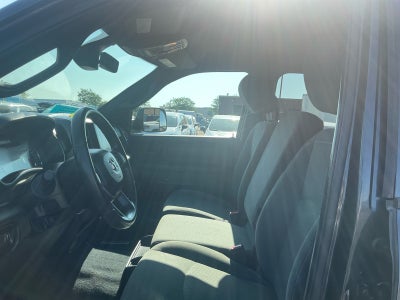 2022 RAM 2500 Tradesman Crew Cab 4x4 6'4' Box