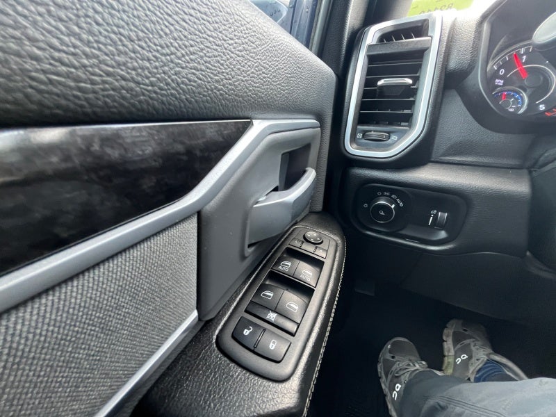 2022 RAM 2500 Big Horn Crew Cab 4x4 6'4' Box