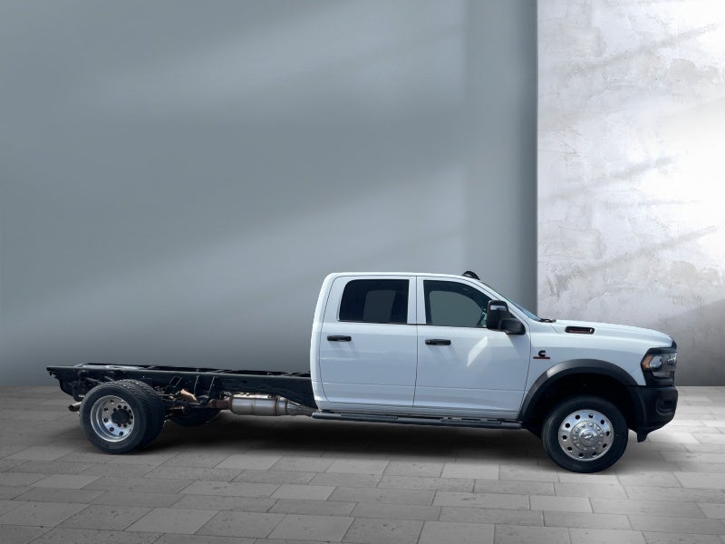 2023 RAM 5500 Chassis Tradesman/SLT/Laramie/Limited