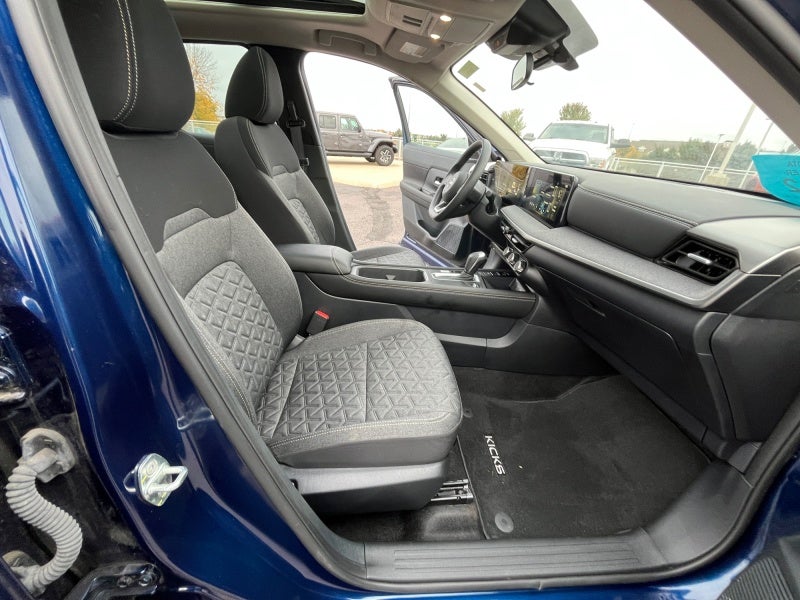 2025 Nissan Kicks SV Intelligent AWD