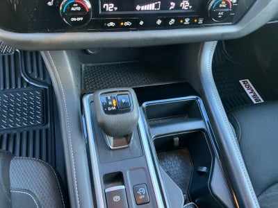 2024 Nissan Pathfinder SV 4WD