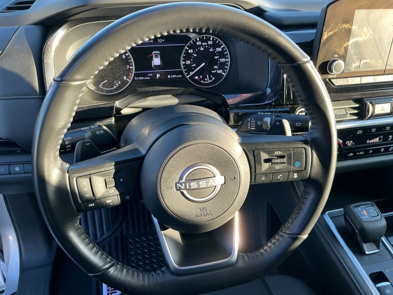 2024 Nissan Pathfinder SV 4WD