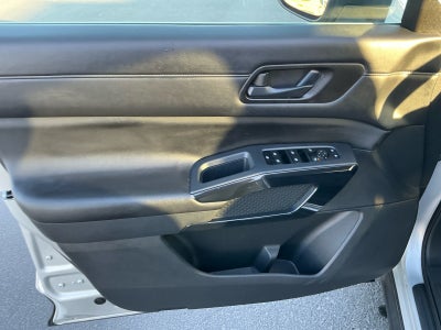 2024 Nissan Pathfinder SV 4WD
