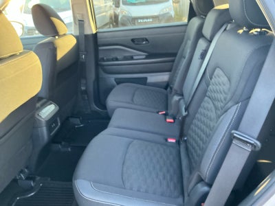 2024 Nissan Pathfinder SV 4WD