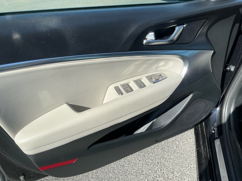 2025 Genesis G70 2.5T AWD