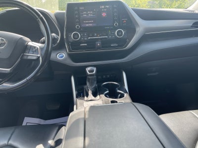 2020 Toyota Highlander Hybrid XLE