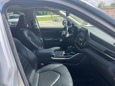 2020 Toyota Highlander Hybrid XLE