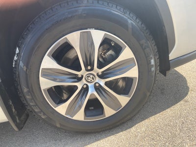 2020 Toyota Highlander Hybrid XLE