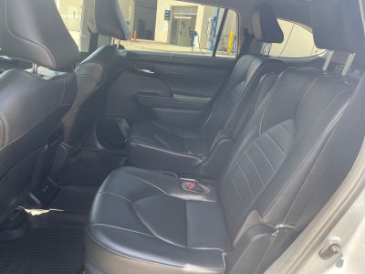 2020 Toyota Highlander Hybrid XLE