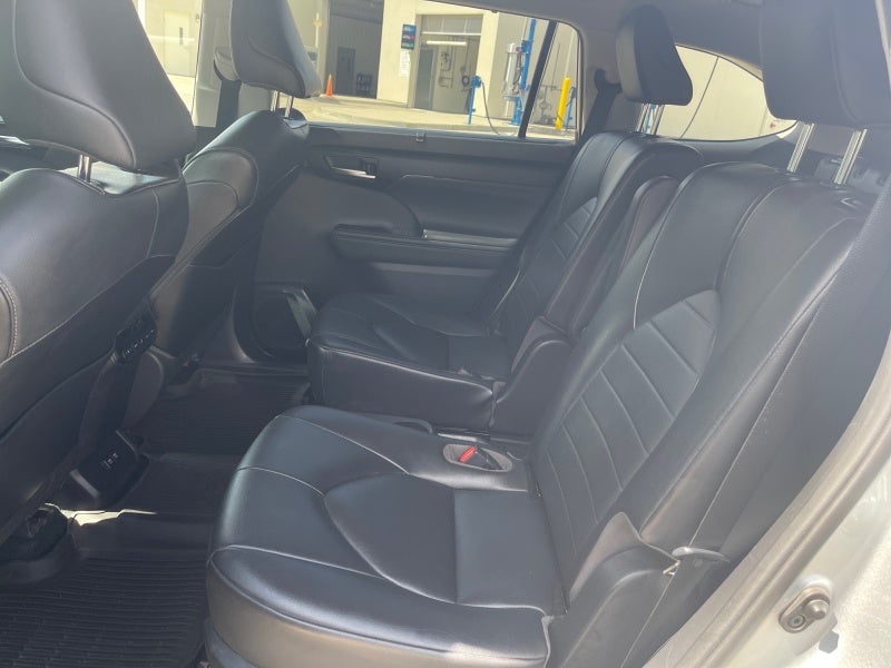 2020 Toyota Highlander Hybrid XLE