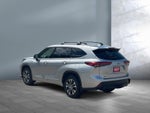 2020 Toyota Highlander Hybrid XLE