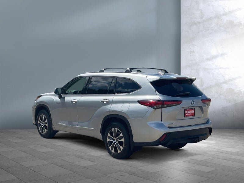 2020 Toyota Highlander Hybrid XLE