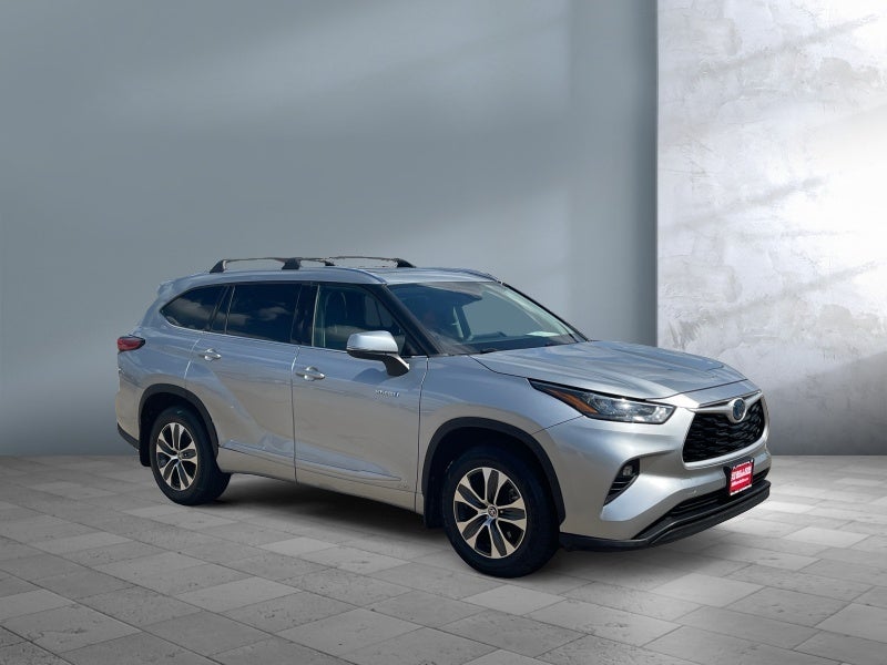 2020 Toyota Highlander Hybrid XLE