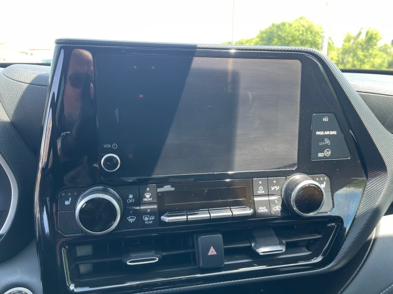 2025 Toyota Highlander LE