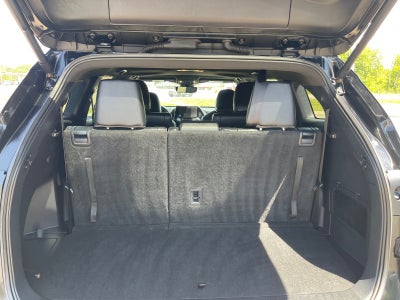2025 Toyota Highlander LE