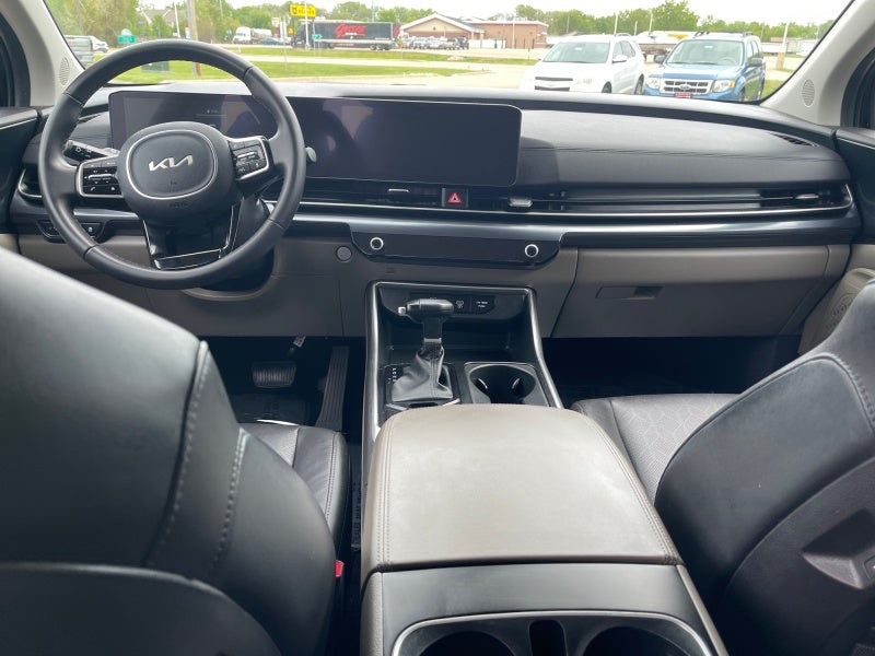 2025 Kia Carnival LXS